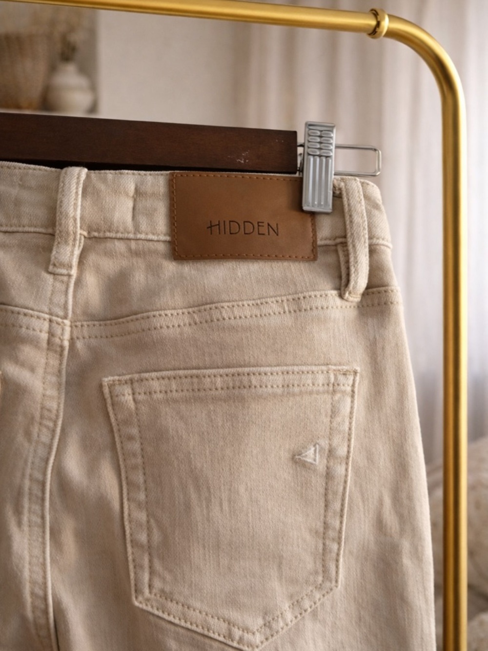 Beige High-Rise cropped Leg Women's Jeans with Distressed Knees - Picture 3 of 3